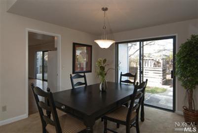 942 Locust St, Fairfield, CA 94533 photo 7