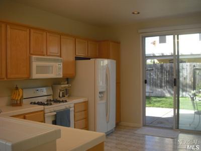 831 Cedarcrest Dr, Vacaville, CA 95687 photo 14
