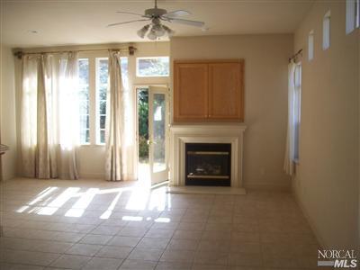 8101 El Alcazar Ct, Vallejo, CA 94591 photo 2