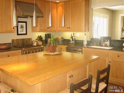 7 Eagle Gap Rd, Novato, CA 94949 photo 1