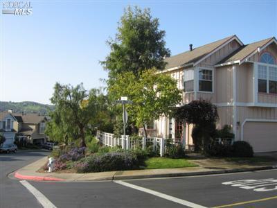 3 Marina Ridge Ct, Vallejo, CA 94591 photo 3