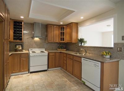 611 Quartz Ln, Vallejo, CA 94589 photo 3