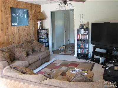 965 Jeffrey Ln, Dixon, CA 95620 photo 3