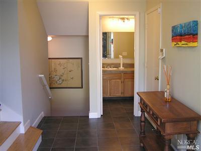 18005 Harvard Ct, Sonoma, CA 95476 photo 4
