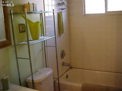 924 Harding St, Fairfield, CA 94533 photo 4