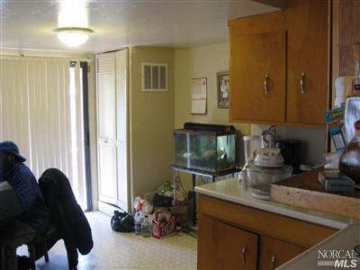 26 Hollywood Ave, Vallejo, CA 94591 photo 2