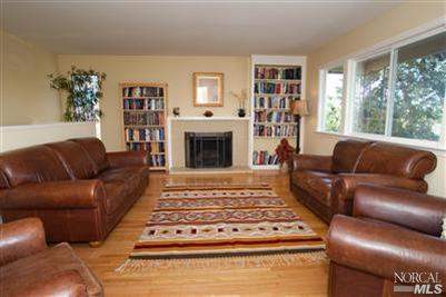244 Devon Dr, San Rafael, CA 94903 photo 3