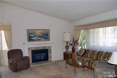 9539 Wellington Cir, Windsor, CA 95492 photo 3