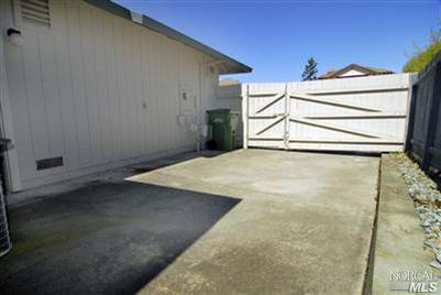 9539 Wellington Cir, Windsor, CA 95492 photo 10