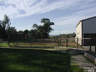 6867 Willow Rd, Vacaville, CA 95687 photo 17
