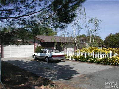 6867 Willow Rd, Vacaville, CA 95687 photo 3