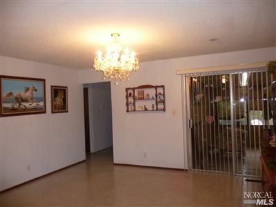 559 School St, Cloverdale, CA 95425 photo 6