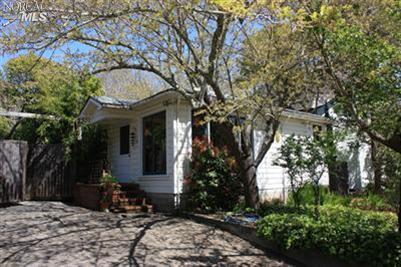 48 Hickory Rd, Fairfax, CA 94930 photo 1