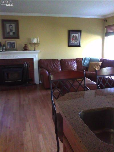 9504 Sheffield St, Windsor, CA 95492 photo 2