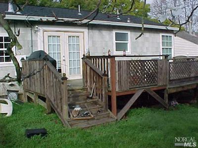 524 Russell St, Vallejo, CA 94591 photo 2