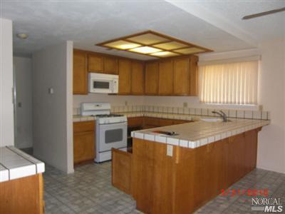 2100 Sunhaven Cir, Fairfield, CA 94533 photo 2