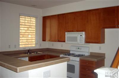 7508 Batkin Ct, Cotati, CA 94931 photo 3