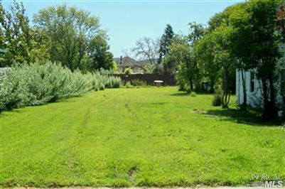 322 Edith St, Petaluma, CA 94952 photo 1