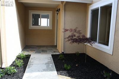 967 Daniel St, Fairfield, CA 94533 photo 3
