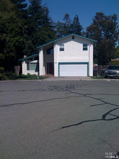 558 Lewis Ct, Fairfield, CA 94533 photo 1