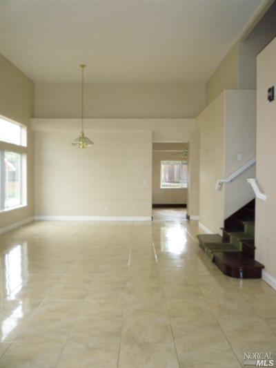 2373 Mountain View Ct, Fairfield, CA 94534 photo 7