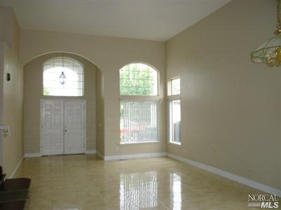 2373 Mountain View Ct, Fairfield, CA 94534 photo 5