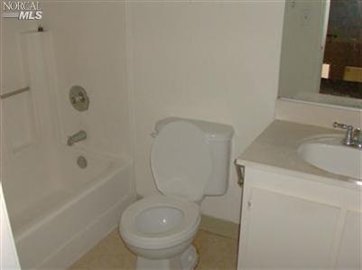 560 Basalt Dr, Vallejo, CA 94589 photo 6