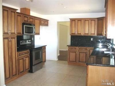 556 Birkdale Dr, Vallejo, CA 94591 photo 3