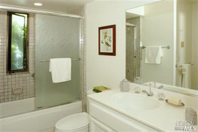 17 Willow Ln, Sausalito, CA 94965 photo 7