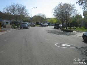 1099 Peppertree Dr, Fairfield, CA 94533 photo 3