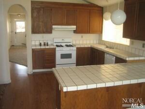 1099 Peppertree Dr, Fairfield, CA 94533 photo 7