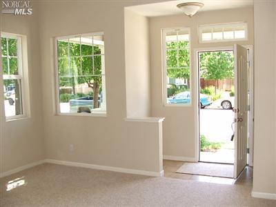 5098 Rowe Dr, Fairfield, CA 94533 photo 4