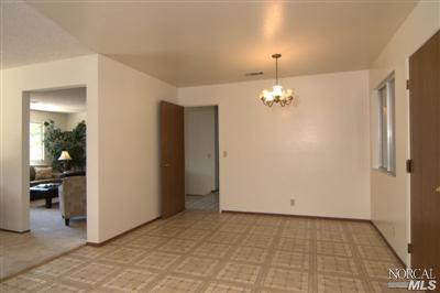 2172 Monterey Dr, Fairfield, CA 94534 photo 3