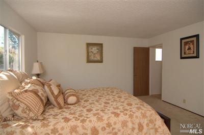 2172 Monterey Dr, Fairfield, CA 94534 photo 9