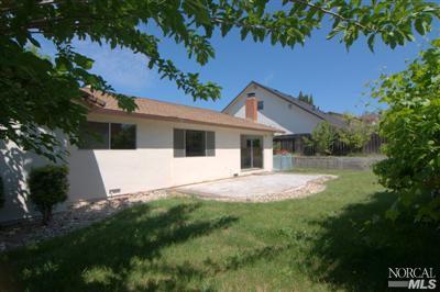 2172 Monterey Dr, Fairfield, CA 94534 photo 12