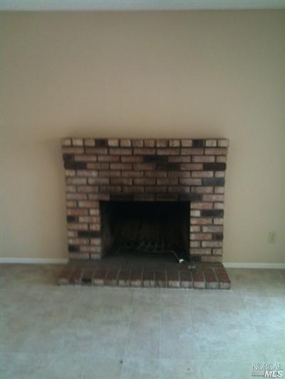 924 Tobin Dr, Vallejo, CA 94589 photo 2
