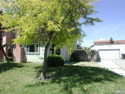 2477 Baltic Dr, Fairfield, CA 94533 photo 3