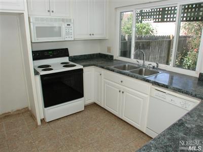 2477 Baltic Dr, Fairfield, CA 94533 photo 12