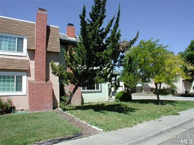 2477 Baltic Dr, Fairfield, CA 94533 photo 4