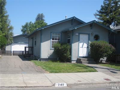 741 Pine St, Santa Rosa, CA 95404 photo 1