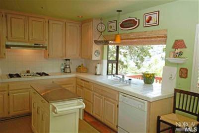 116 Cobblestone Ct, Novato, CA 94945 photo 2