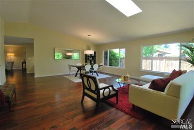 1202 Larkin Dr, Sonoma, CA 95476 photo 2