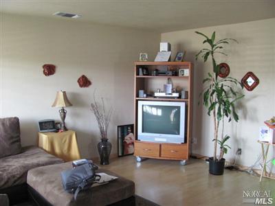 421 Sheldon Ave, Vallejo, CA 94591 photo 4