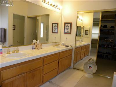 758 Fallen Leaf Ct, Fairfield, CA 94534 photo 9