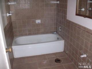 427 La Jolla St, Vallejo, CA 94591 photo 5