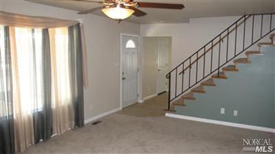 211 Camellia St, Fairfield, CA 94533 photo 6
