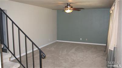 211 Camellia St, Fairfield, CA 94533 photo 5