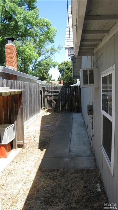 211 Camellia St, Fairfield, CA 94533 photo 23