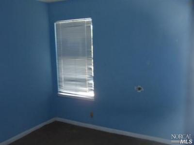 135 Stephanie Ct, Vallejo, CA 94589 photo 5