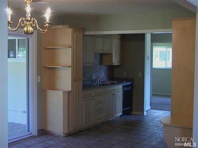 2054 Peach Tree Dr, Fairfield, CA 94533 photo 9